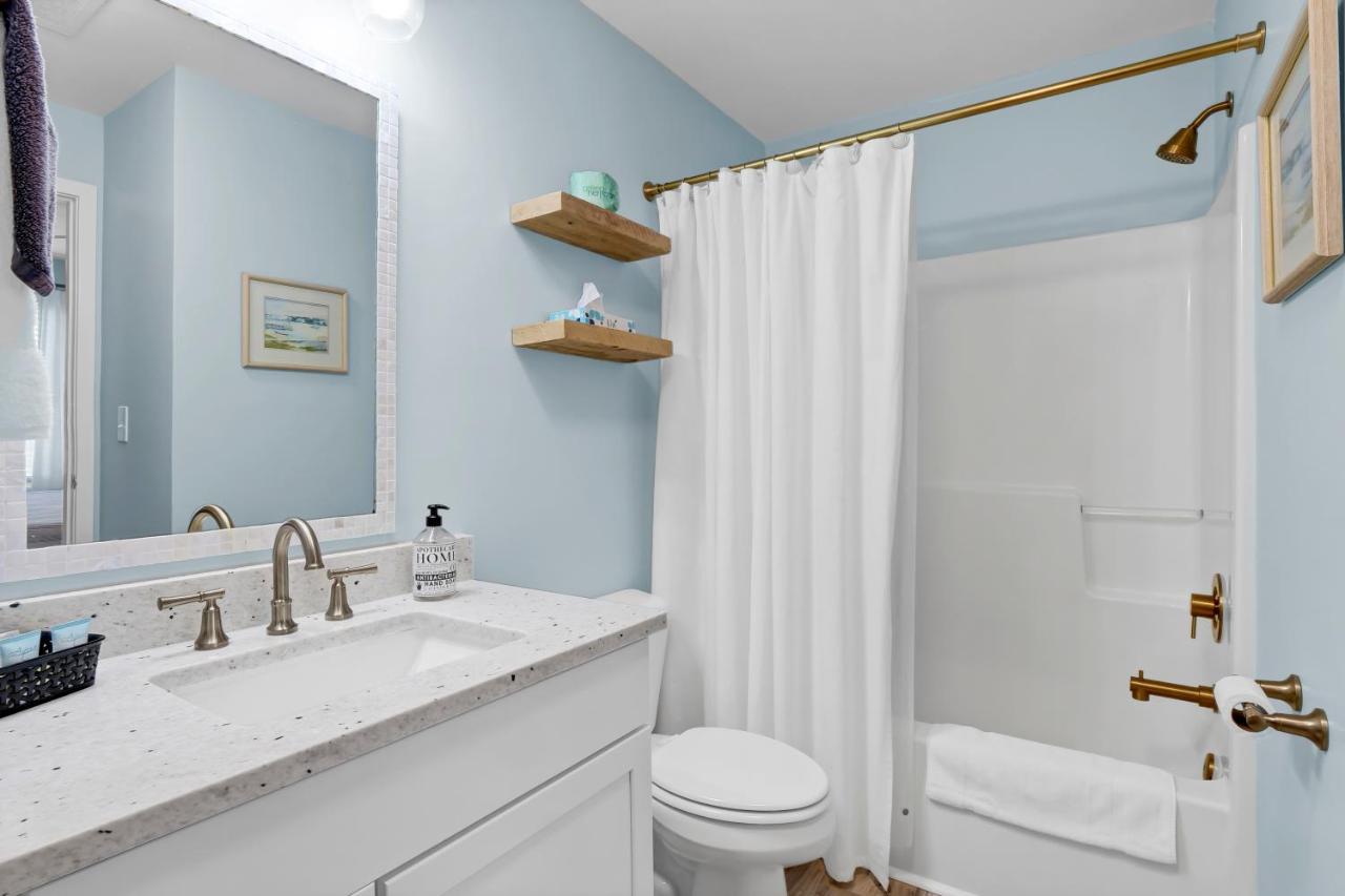 | Sandpeddler Inn and Suites