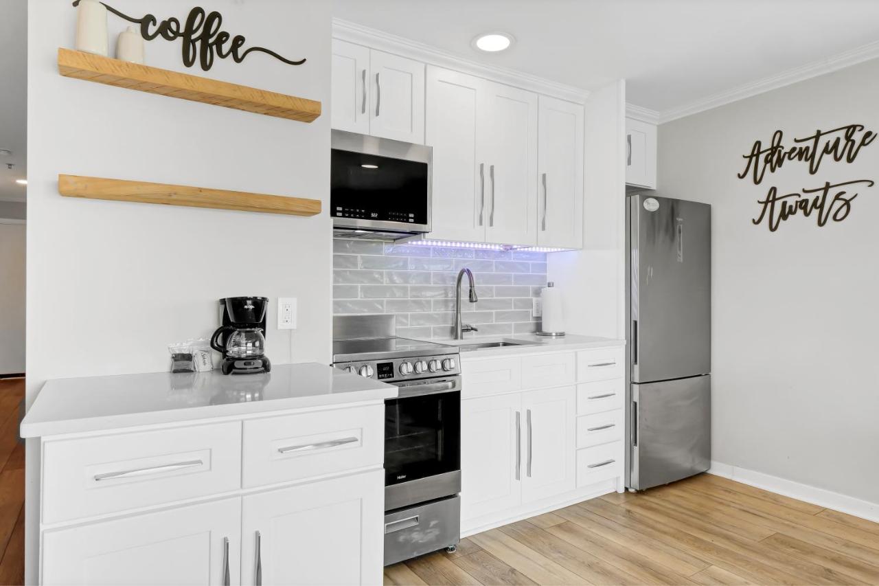 | Sandpeddler Inn and Suites