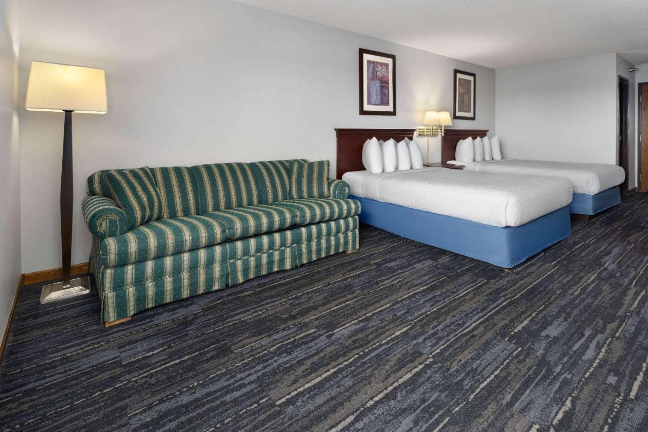 Deluxe Queen Room with Two Queen Beds - Non-Smoking at Days Inn by Wyndham Iron Mountain