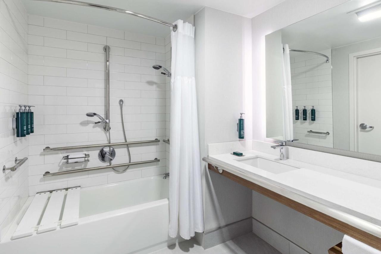 | DoubleTree by Hilton Boston/Westborough