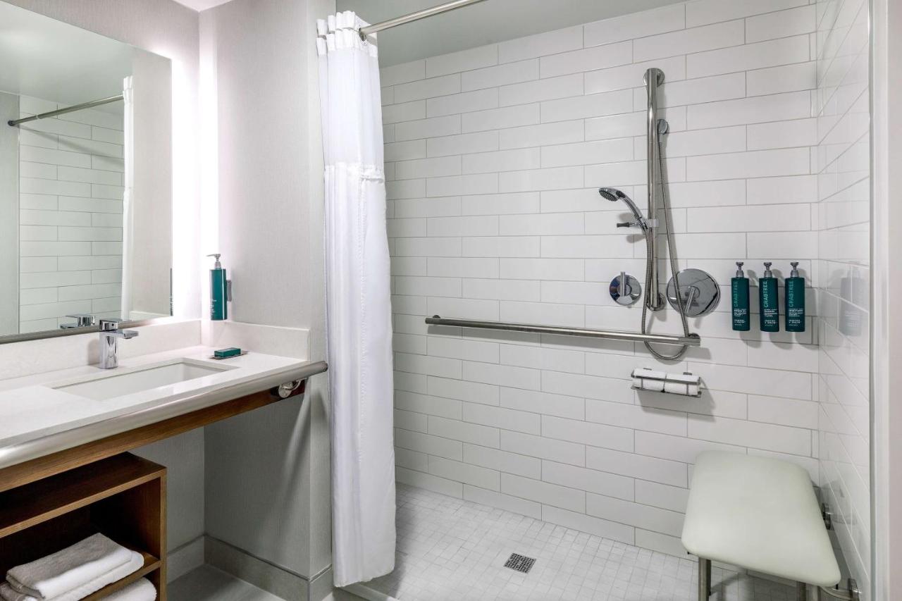 | DoubleTree by Hilton Boston/Westborough