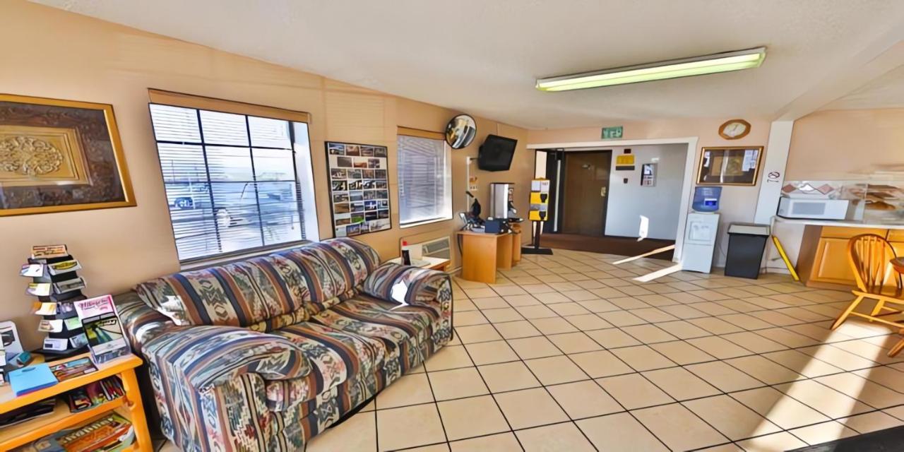  | Super 8 by Wyndham Lake Havasu City