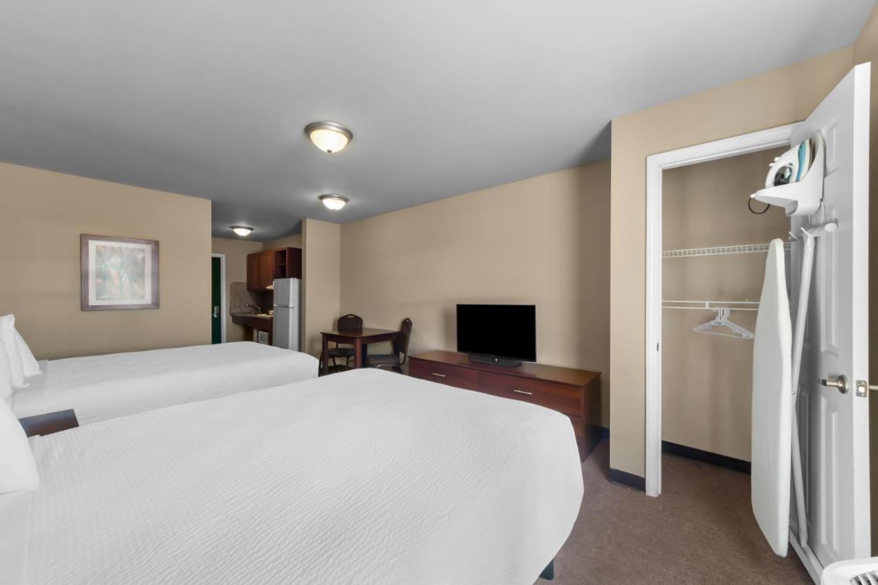 | Savannah Suites Pleasanton