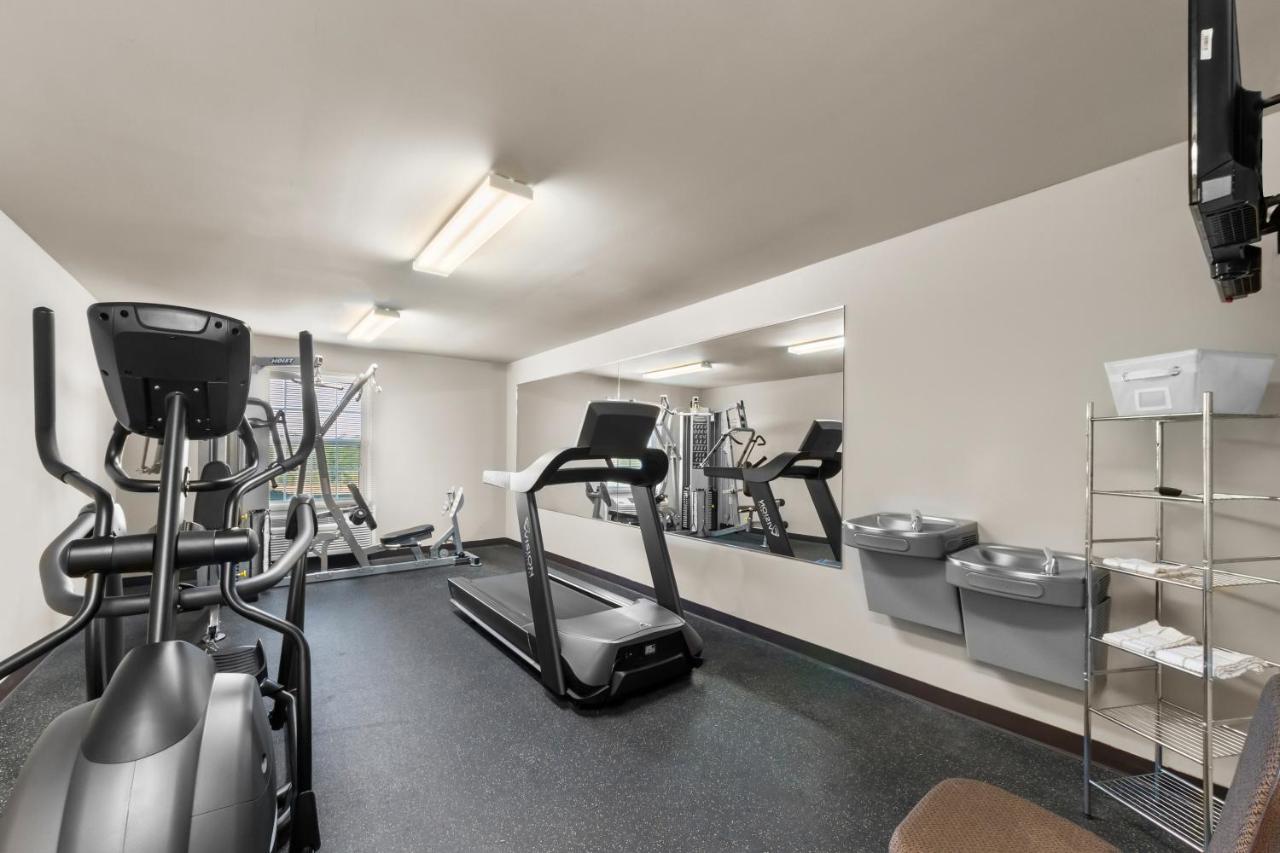 | Savannah Suites Pleasanton