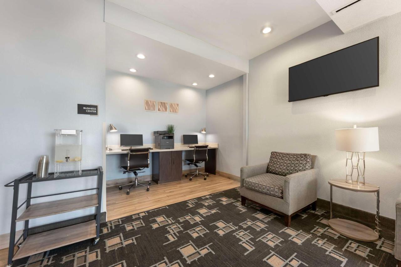  | Best Western Plus Buda Austin Inn & Suites