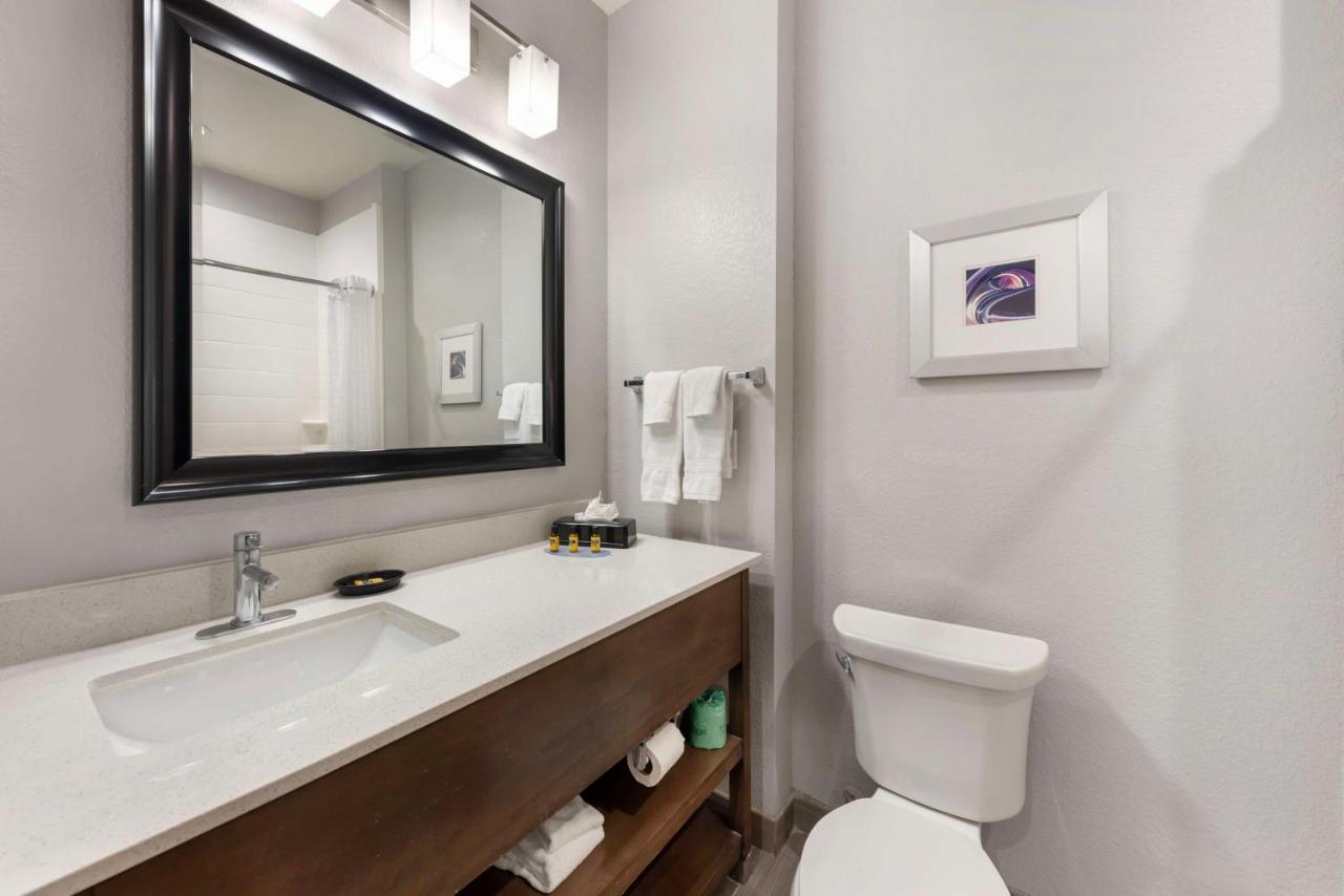  | Best Western Plus Buda Austin Inn & Suites