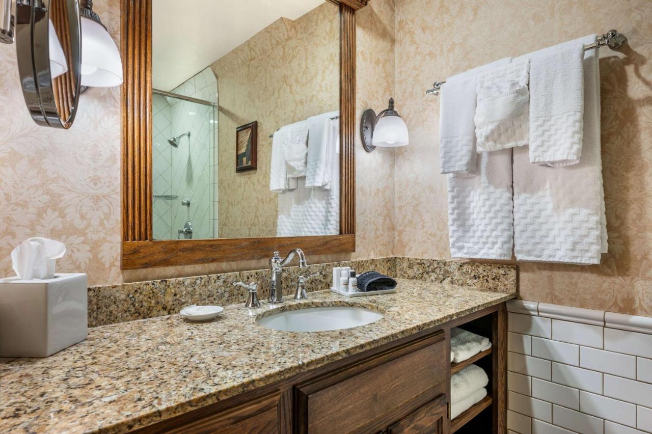  | Best Western Premier Mariemont Inn