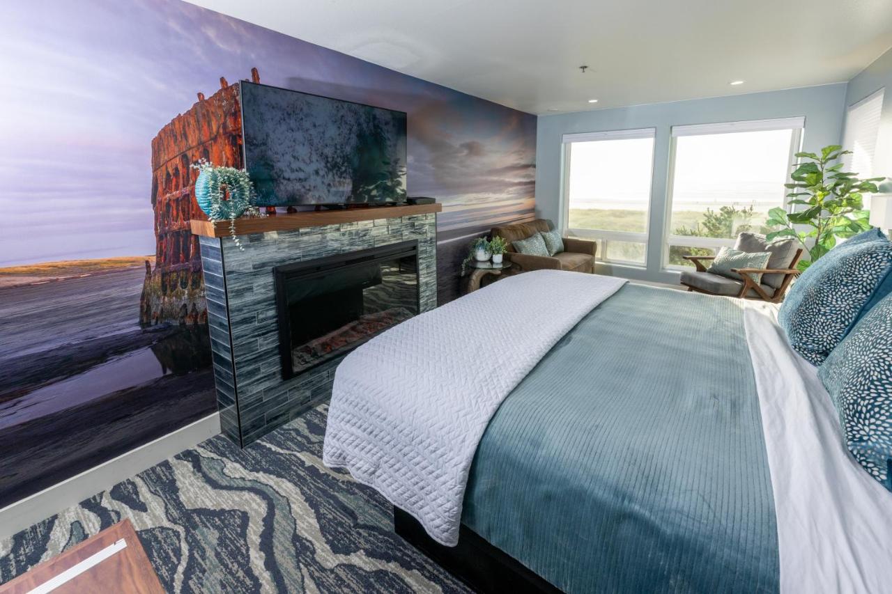 | The Seaside Oceanfront Inn