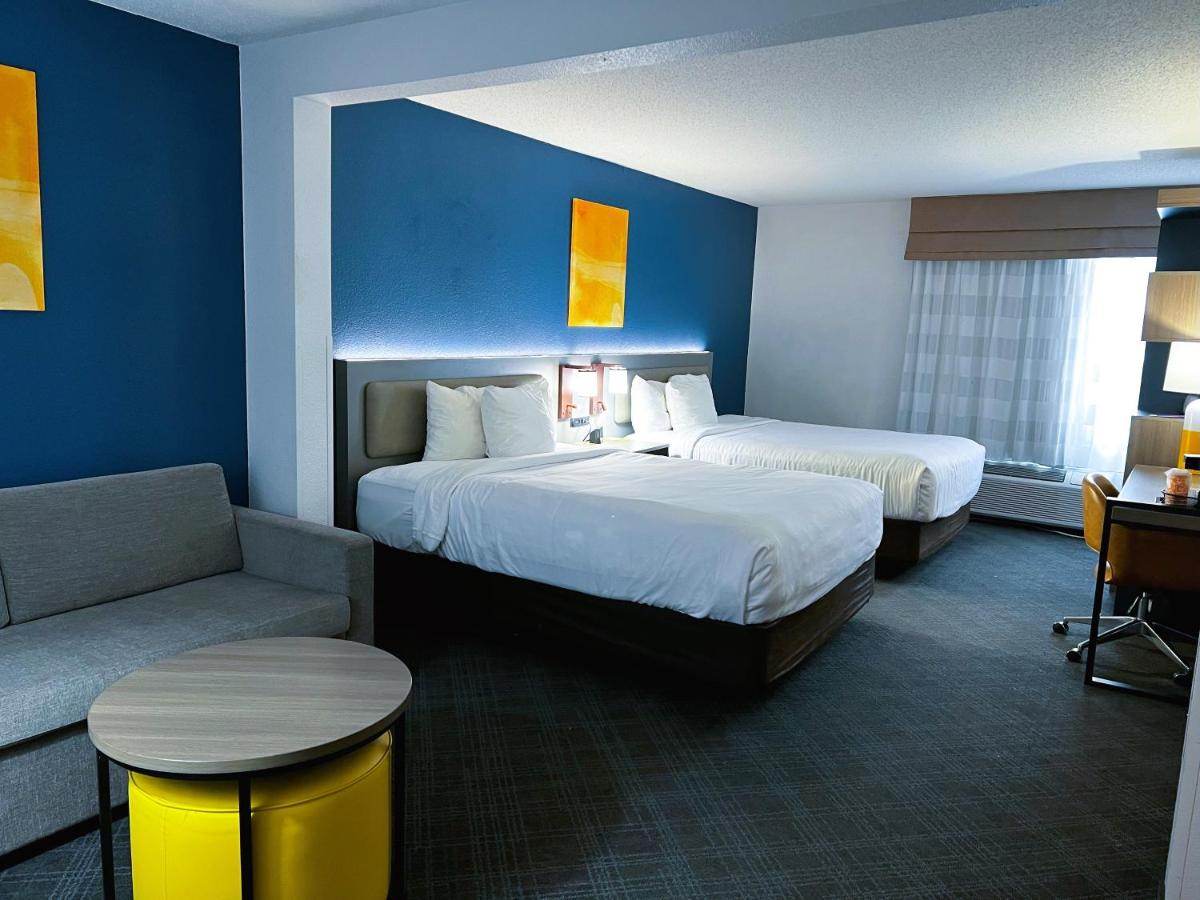 Suite with Two Queen Beds - Accessible/Non-Smoking at Comfort Inn & Suites Sheboygan I-43