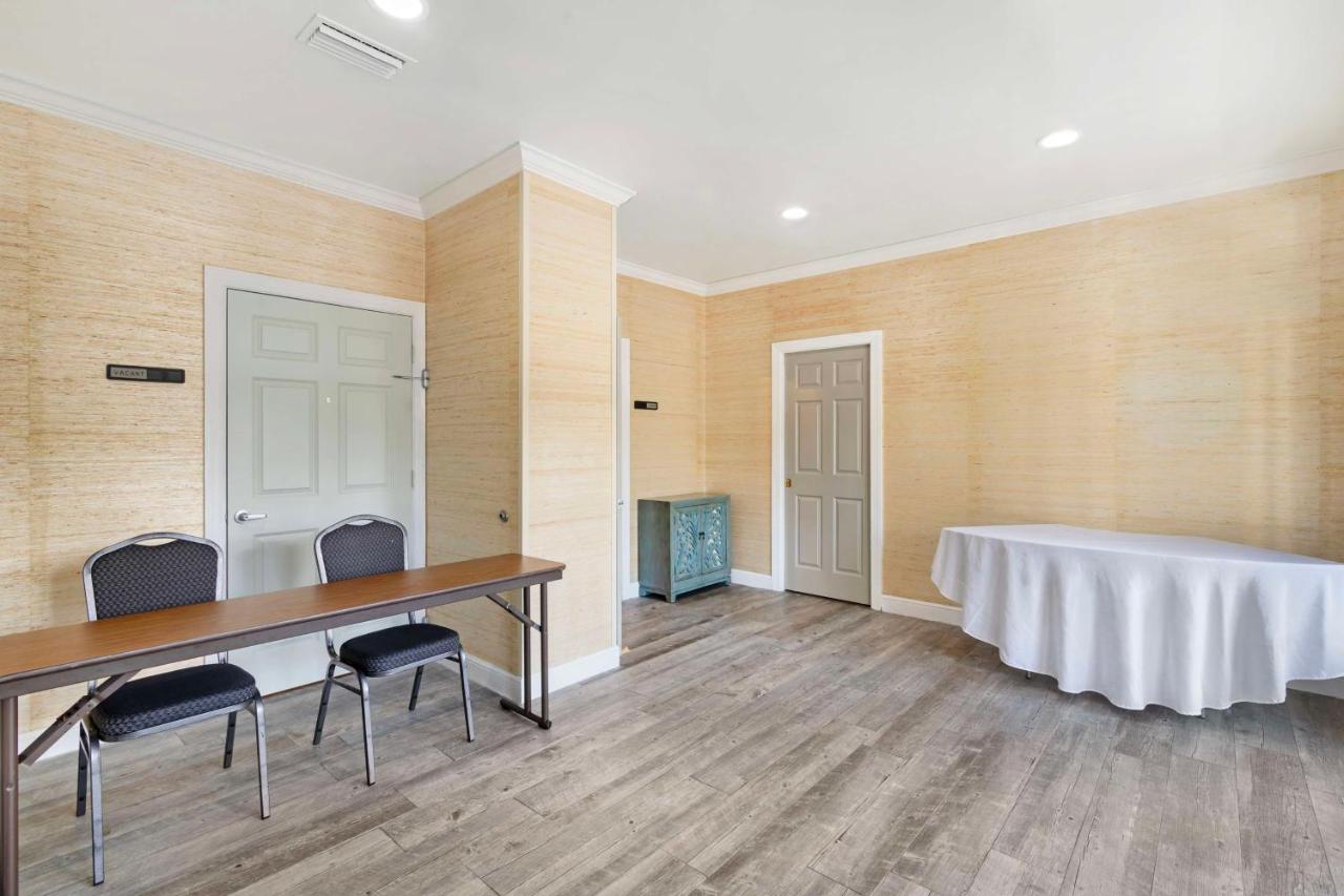 | Best Western Plus St. Simons