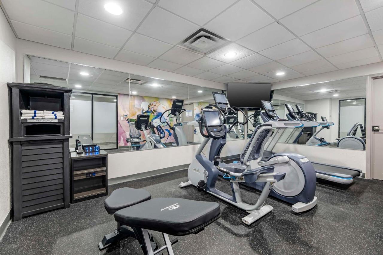 | SureStay Plus by Best Western Louisville Airport Expo