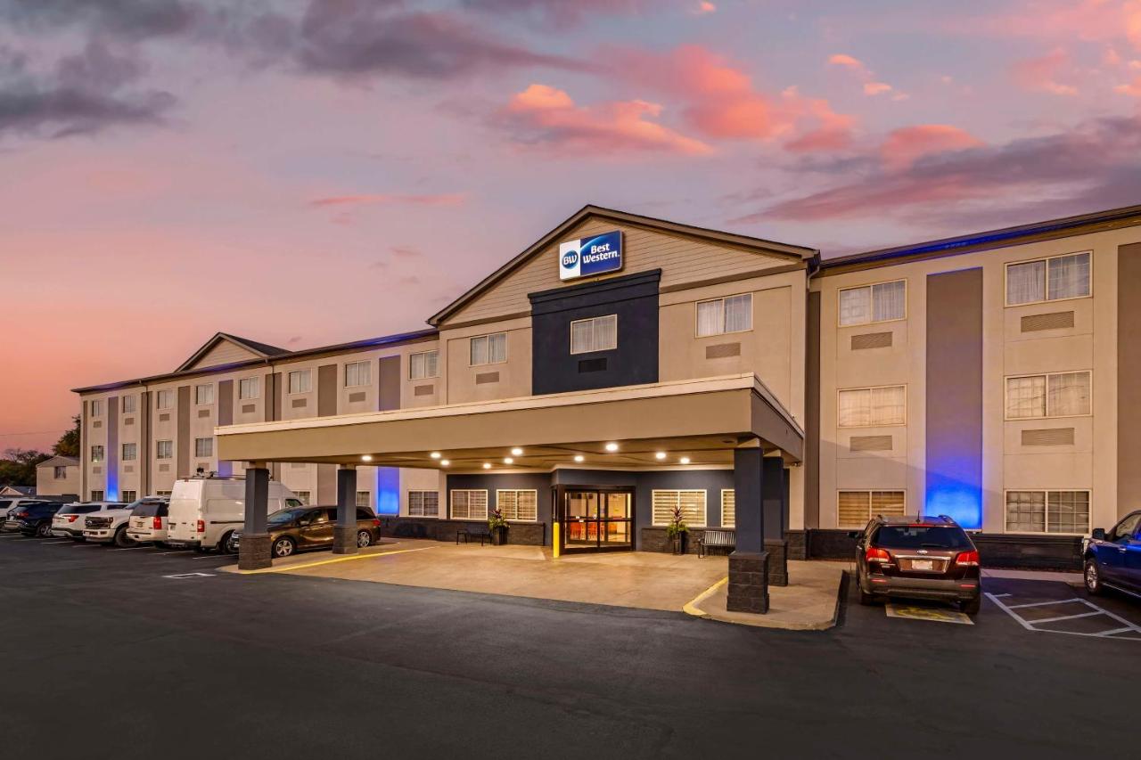 | SureStay Plus by Best Western Louisville Airport Expo