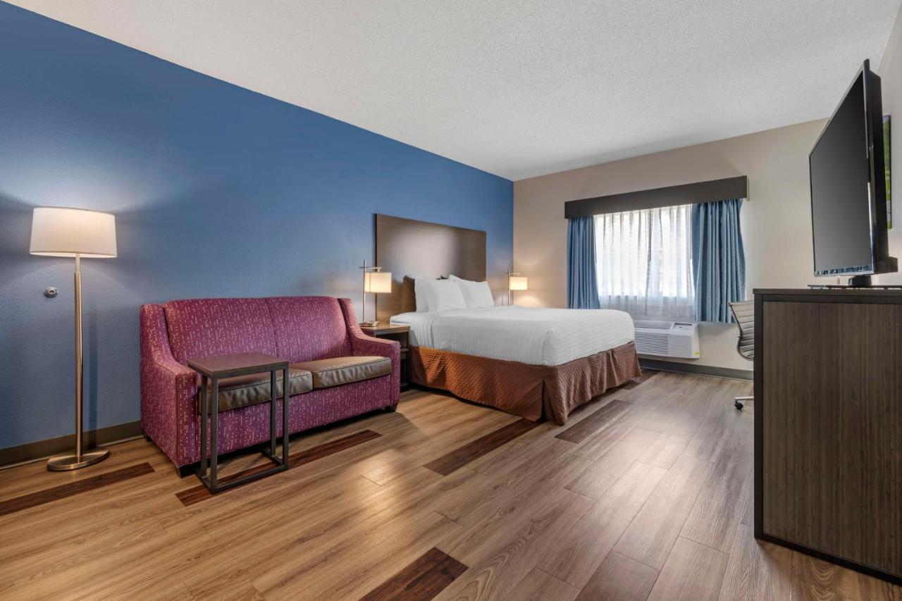 | SureStay Plus by Best Western Louisville Airport Expo