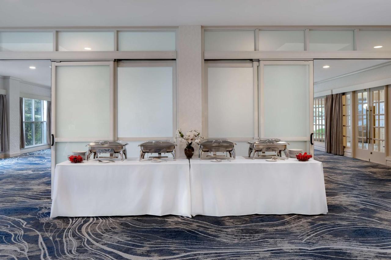 | DoubleTree Suites by Hilton Mount Laurel