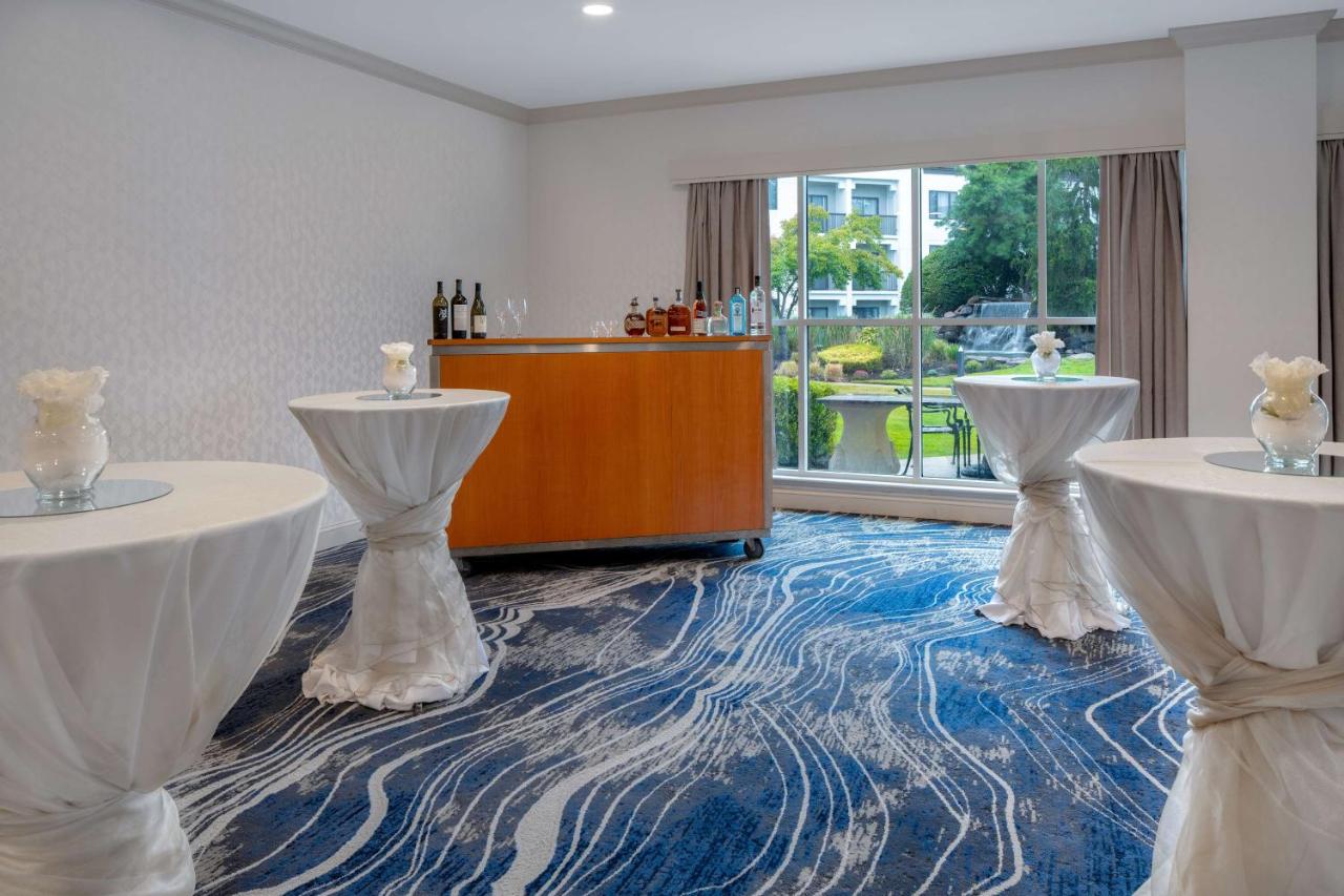 | DoubleTree Suites by Hilton Mount Laurel
