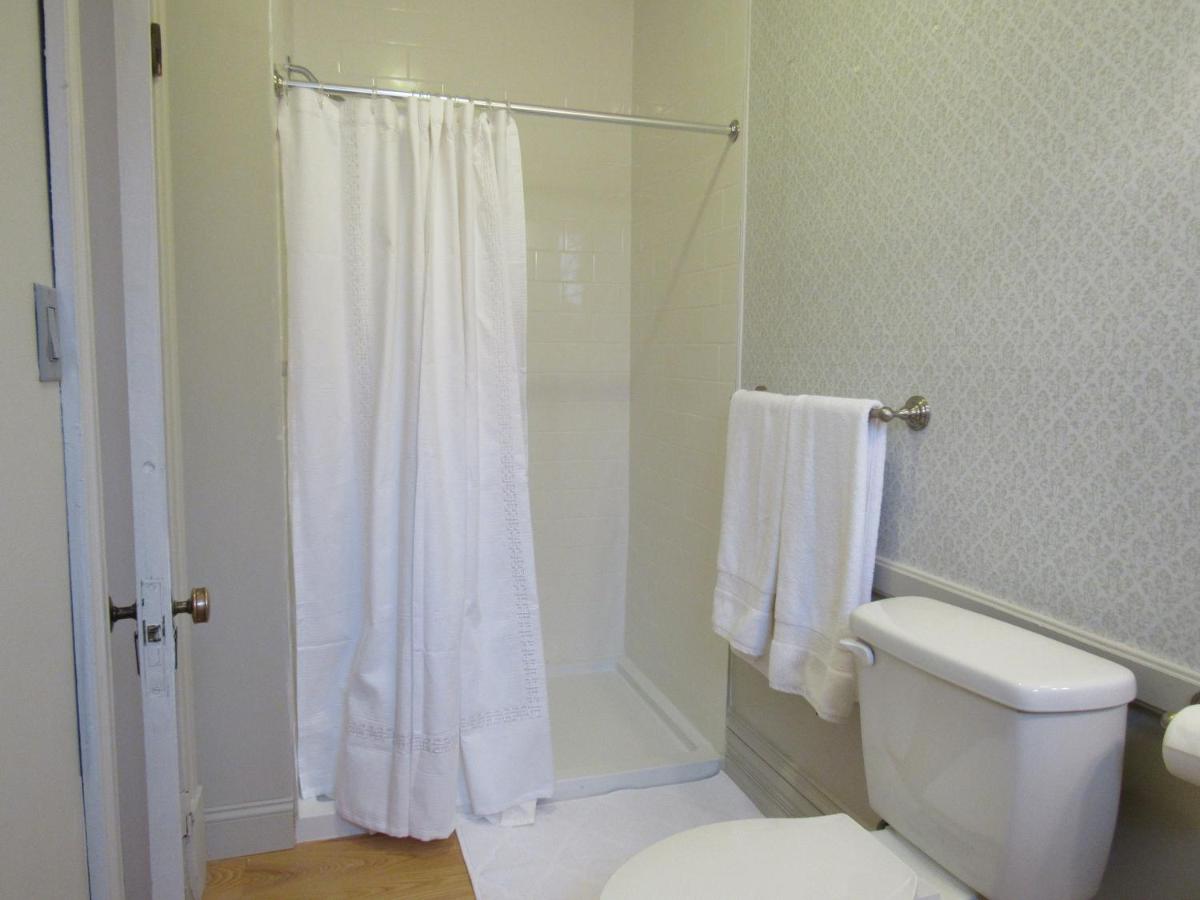 | Washington Park Inn
