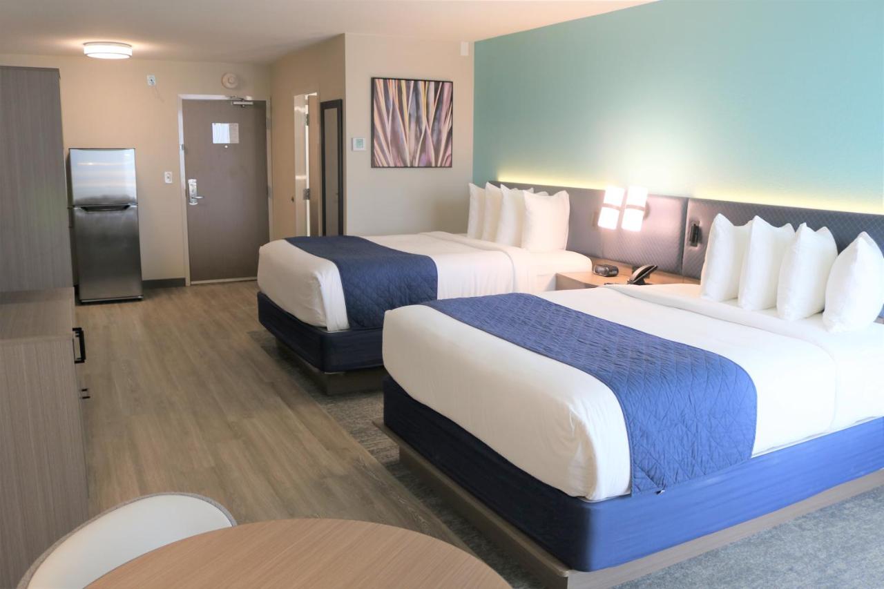  | Best Western Aku Tiki Inn