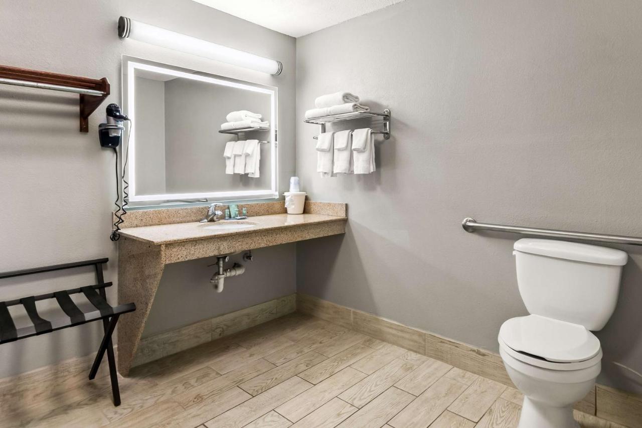 King Room - Disability Access - Non-Smoking at Best Western Inn