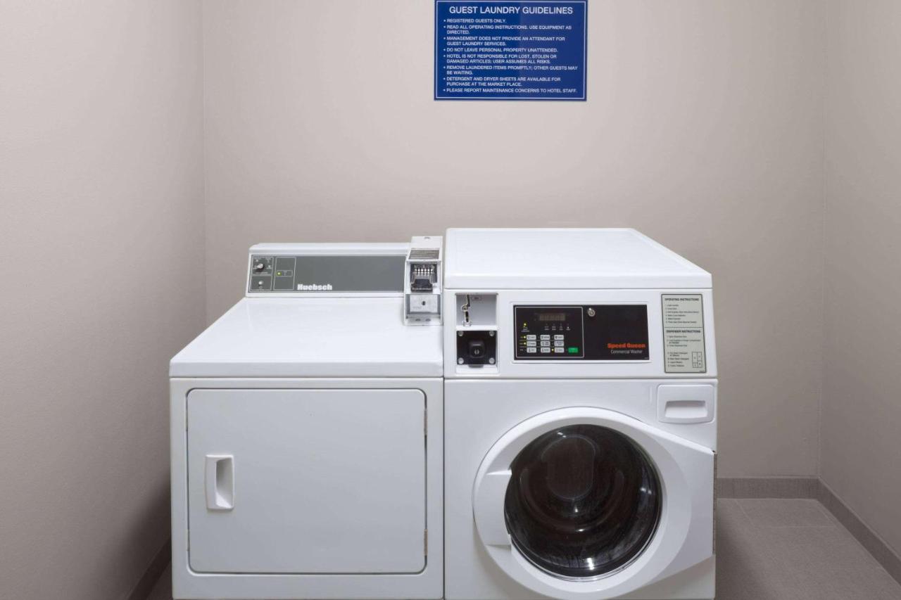 | Days Inn & Suites by Wyndham Houston NW Cypress