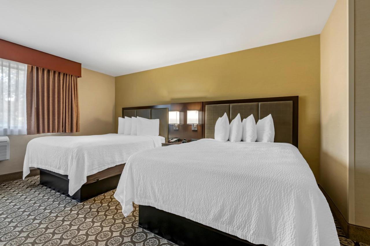 Double Room with Two Double Beds at Best Western Plus InnTowner Madison