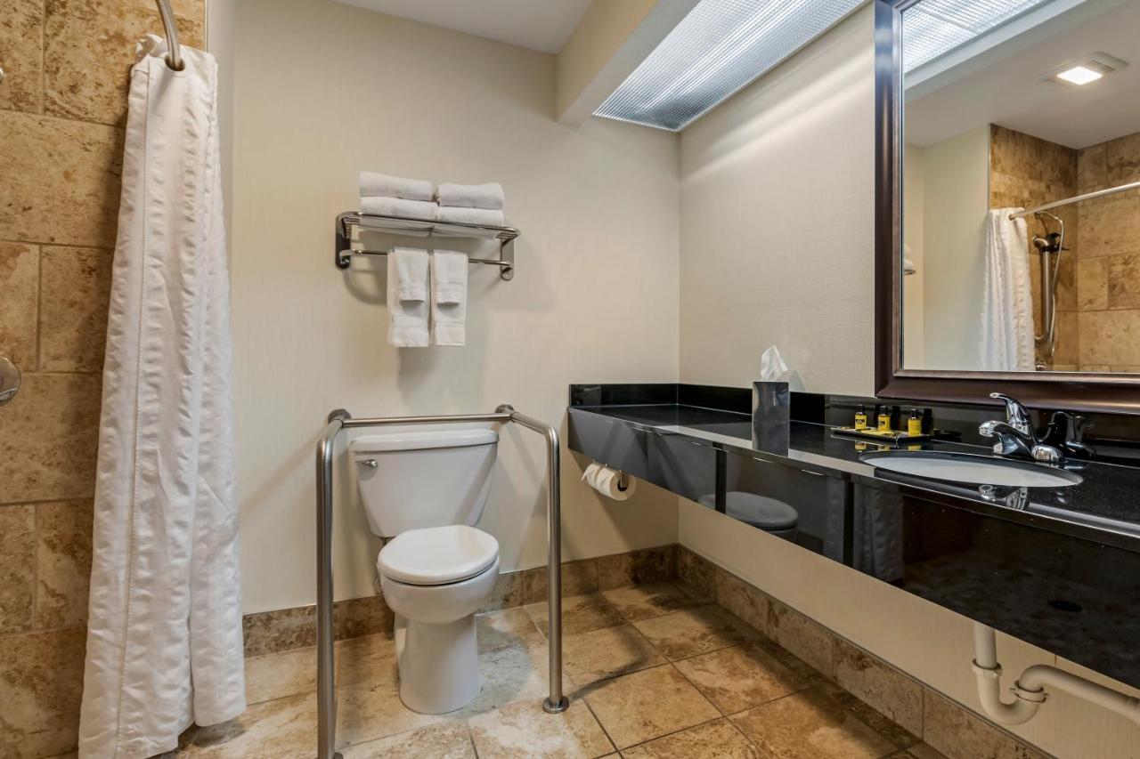 | Best Western Plus InnTowner Madison