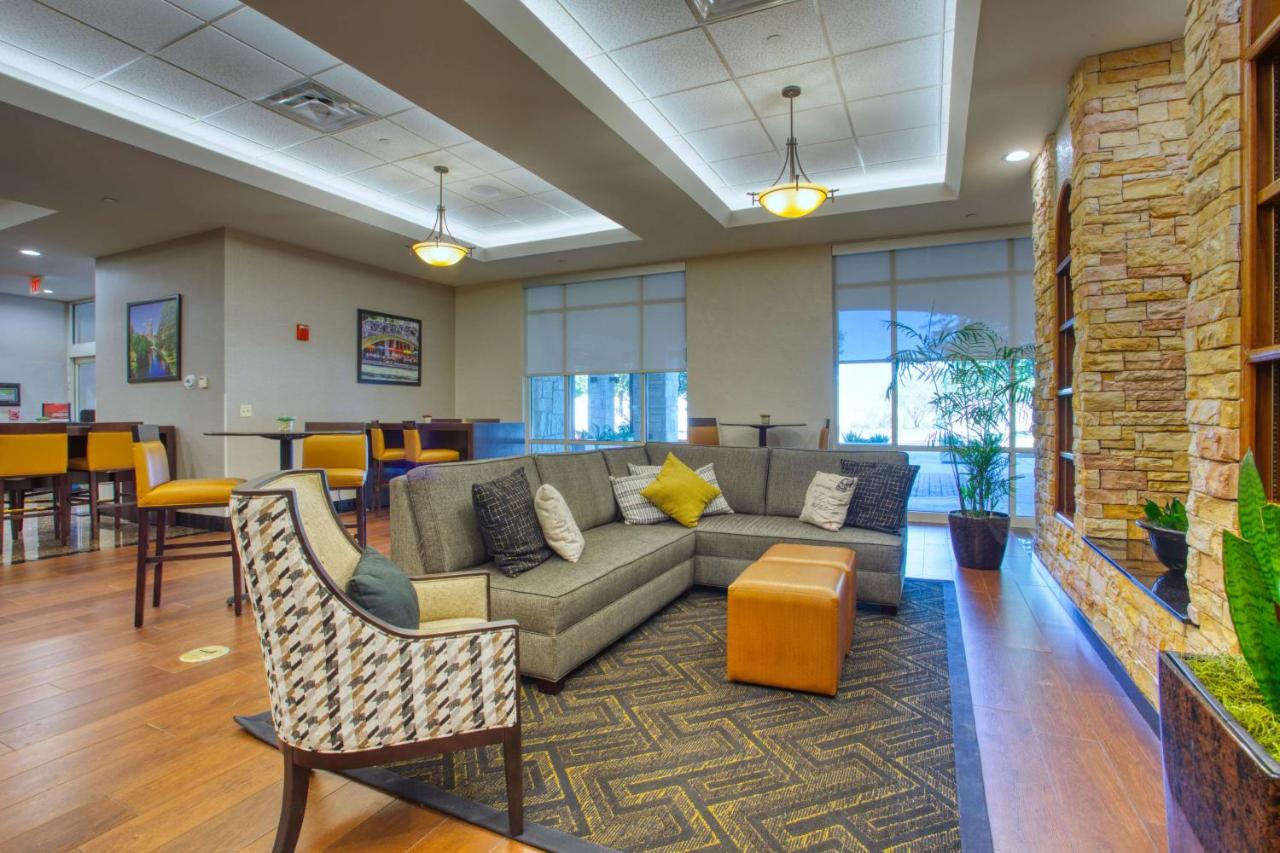 | Drury Inn & Suites San Antonio Near La Cantera