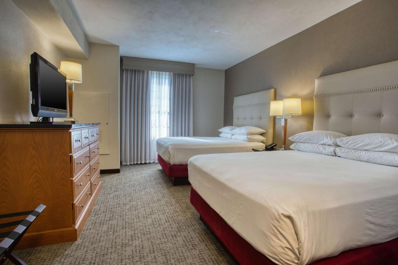 | Drury Inn & Suites San Antonio Near La Cantera