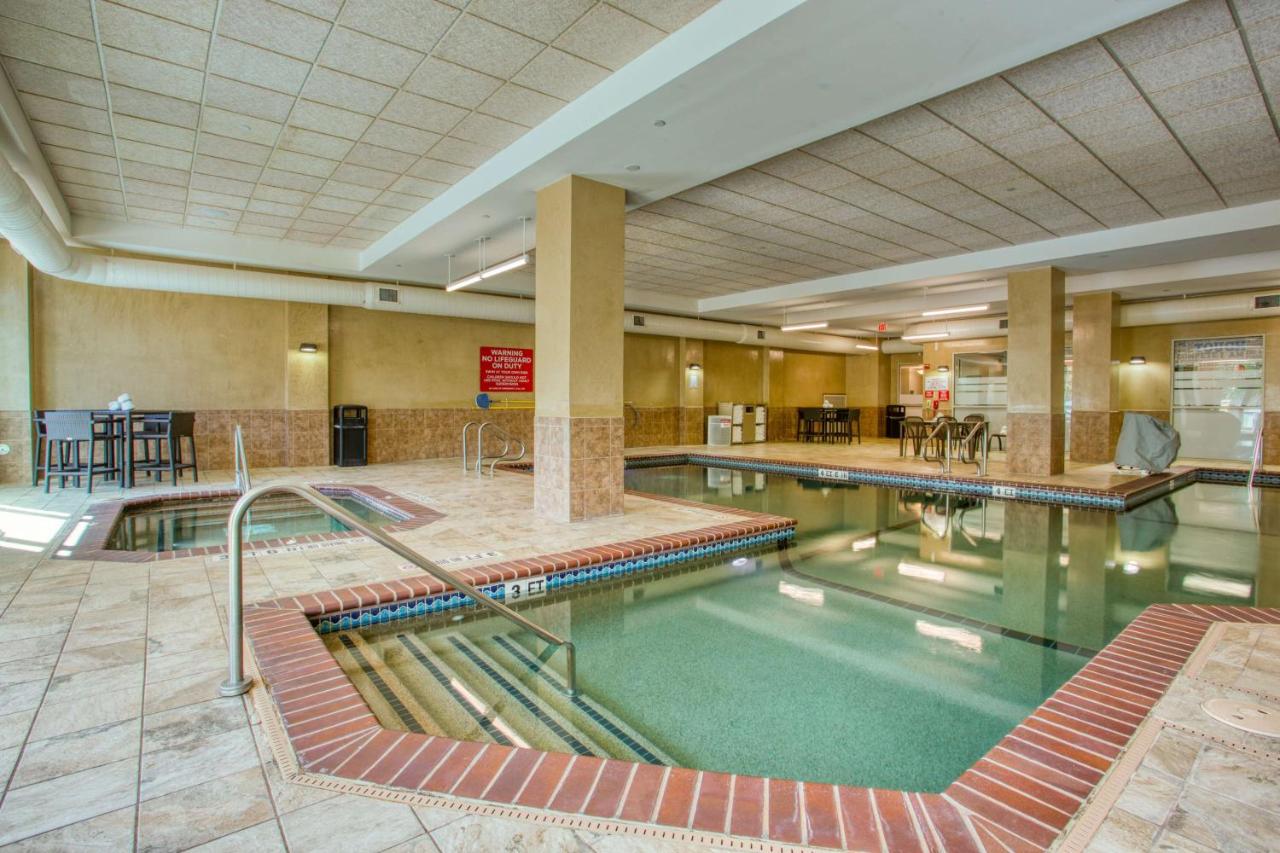 | Drury Inn & Suites San Antonio Near La Cantera