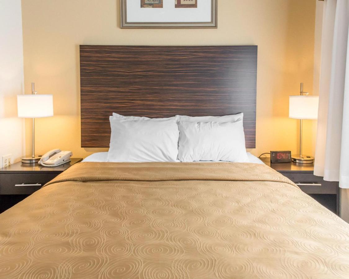 | MainStay Suites Pittsburgh Airport