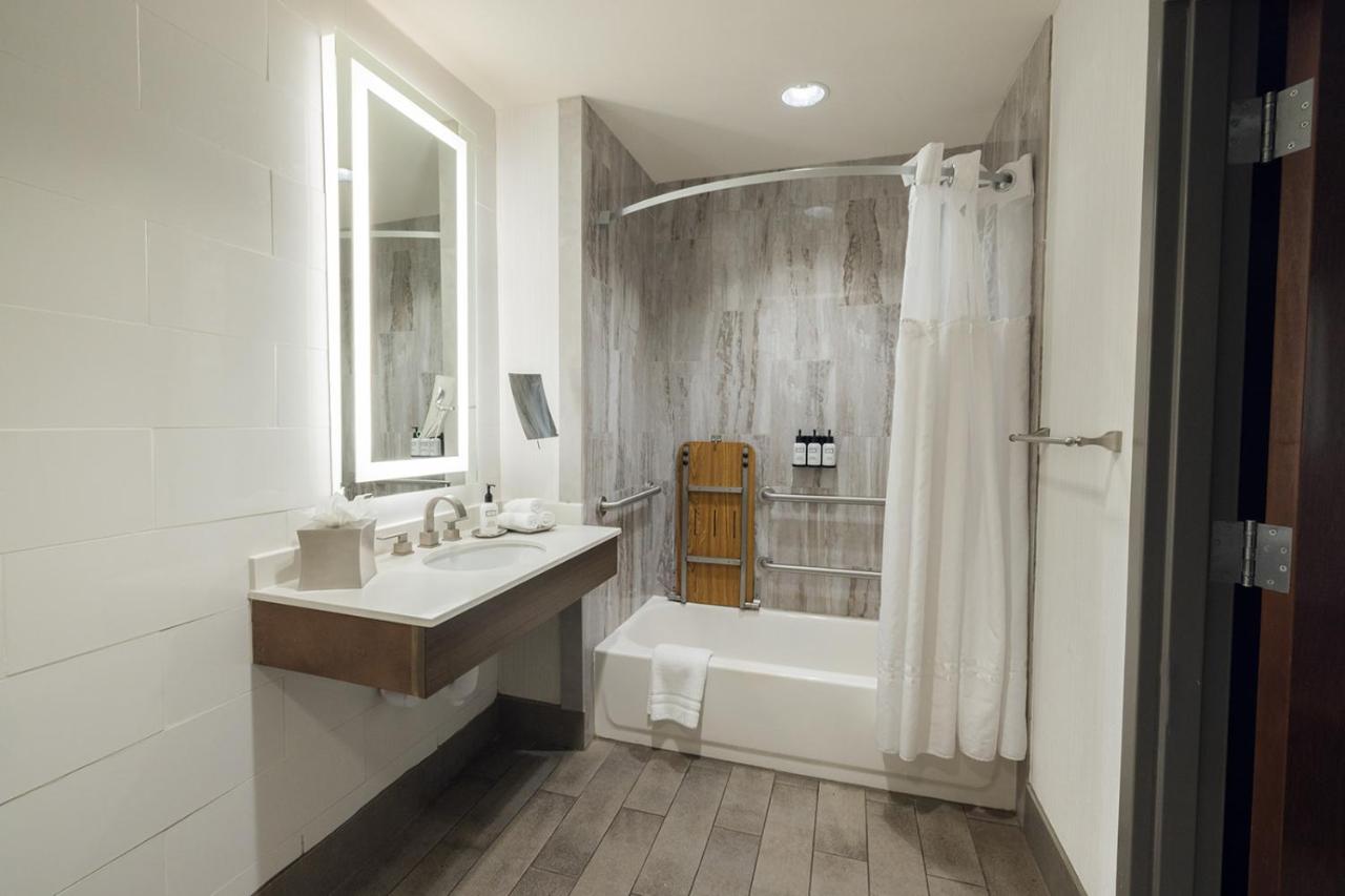 Queen Room with Two Queen Beds - Accessible/Non-Smoking at voco Hotel Napoleon Memphis by IHG