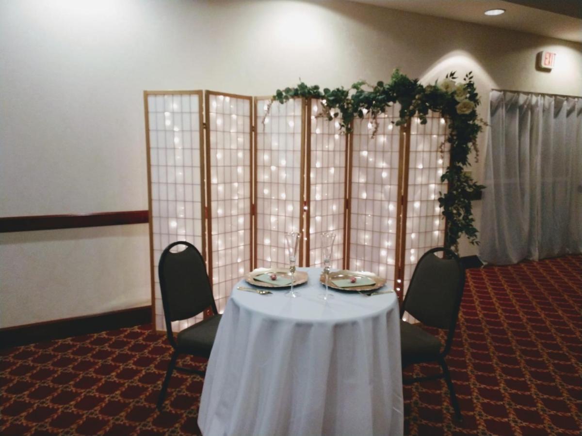 | Quality Inn & Suites Bellville - Mansfield