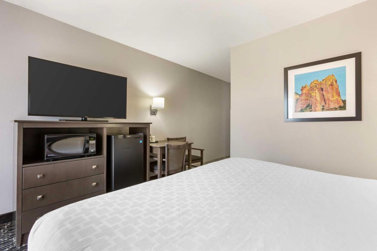 King Room - Non-Smoking at Best Western Plus Sun Canyon