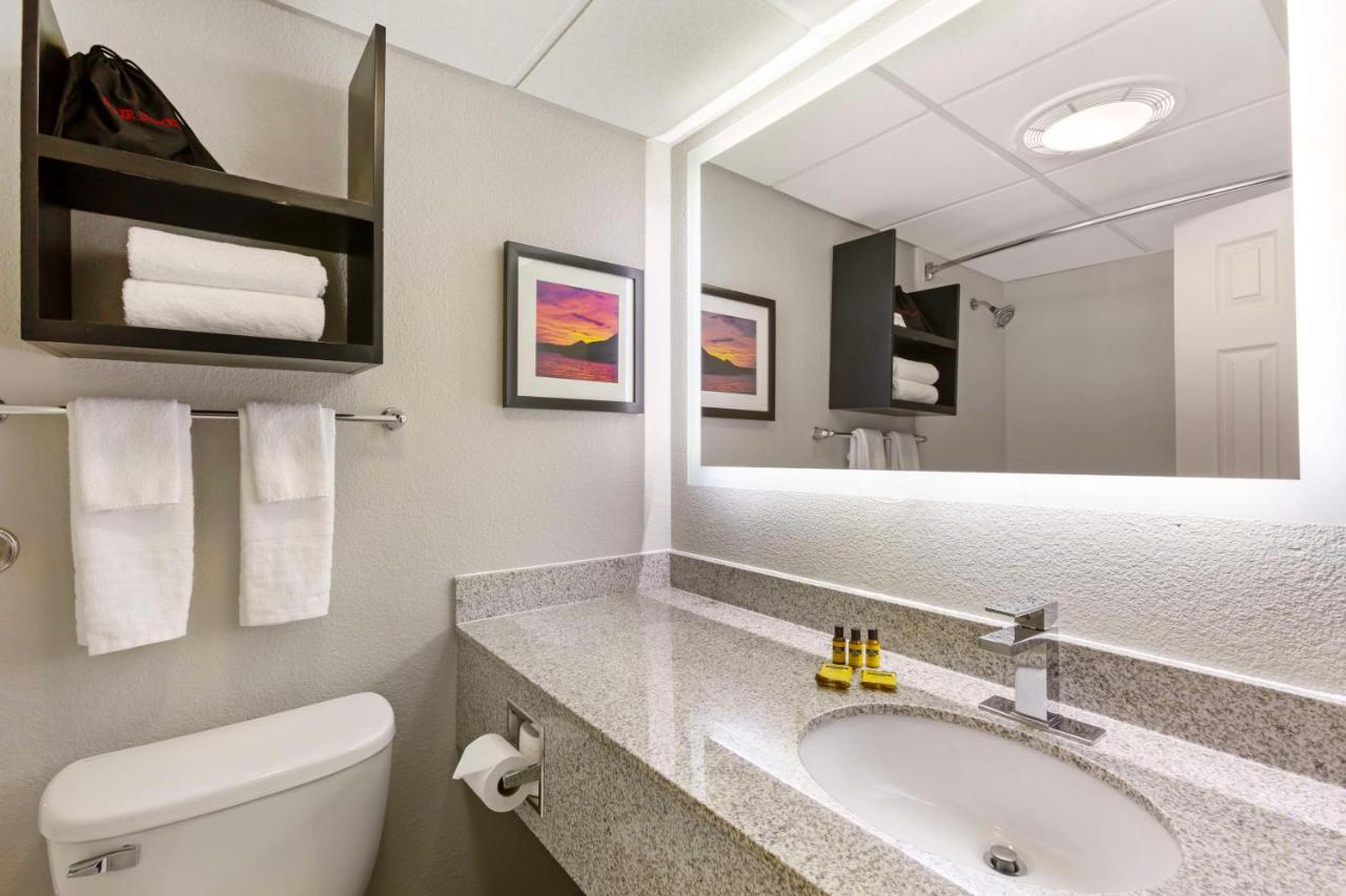 King Room - Non-Smoking at Best Western Plus Sun Canyon