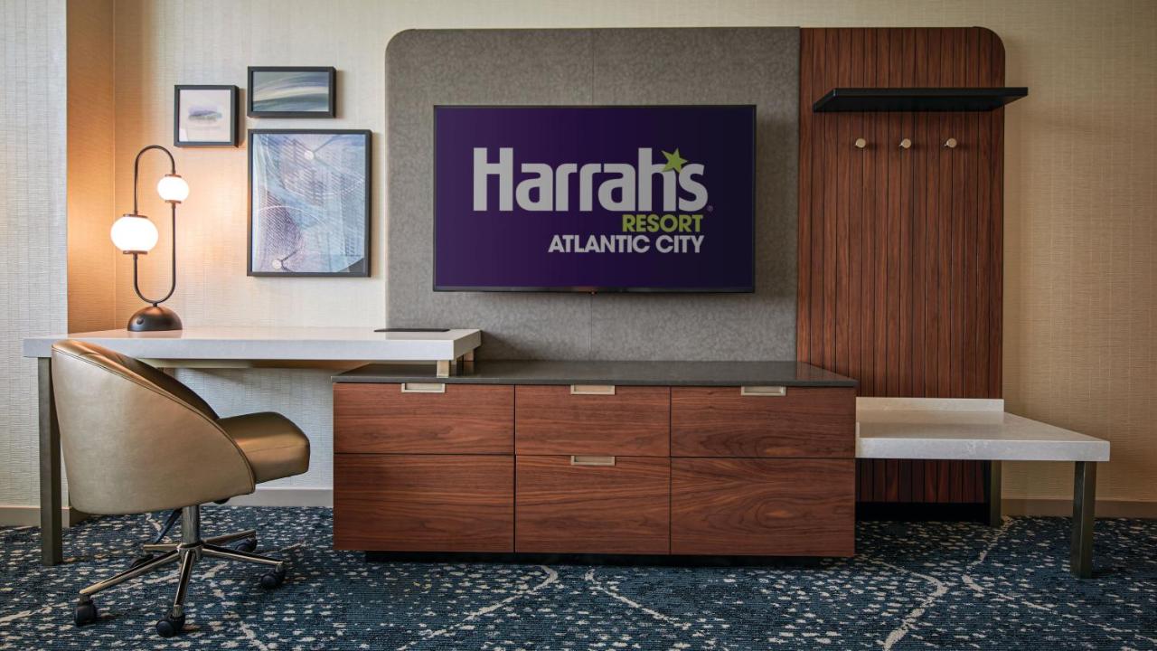 Waterfront Tower, High Floor, Bay View, 2 Queens, Non-Smoking at Harrah's Resort Atlantic City Hotel & Casino – A Caesars Rewards Destination