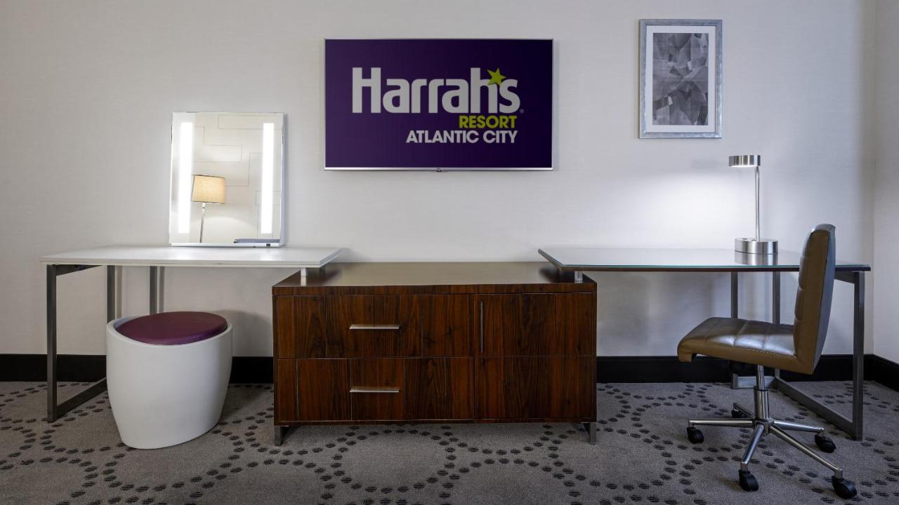 2 Queens Connector, Coastal Tower at Harrah's Resort Atlantic City Hotel & Casino – A Caesars Rewards Destination