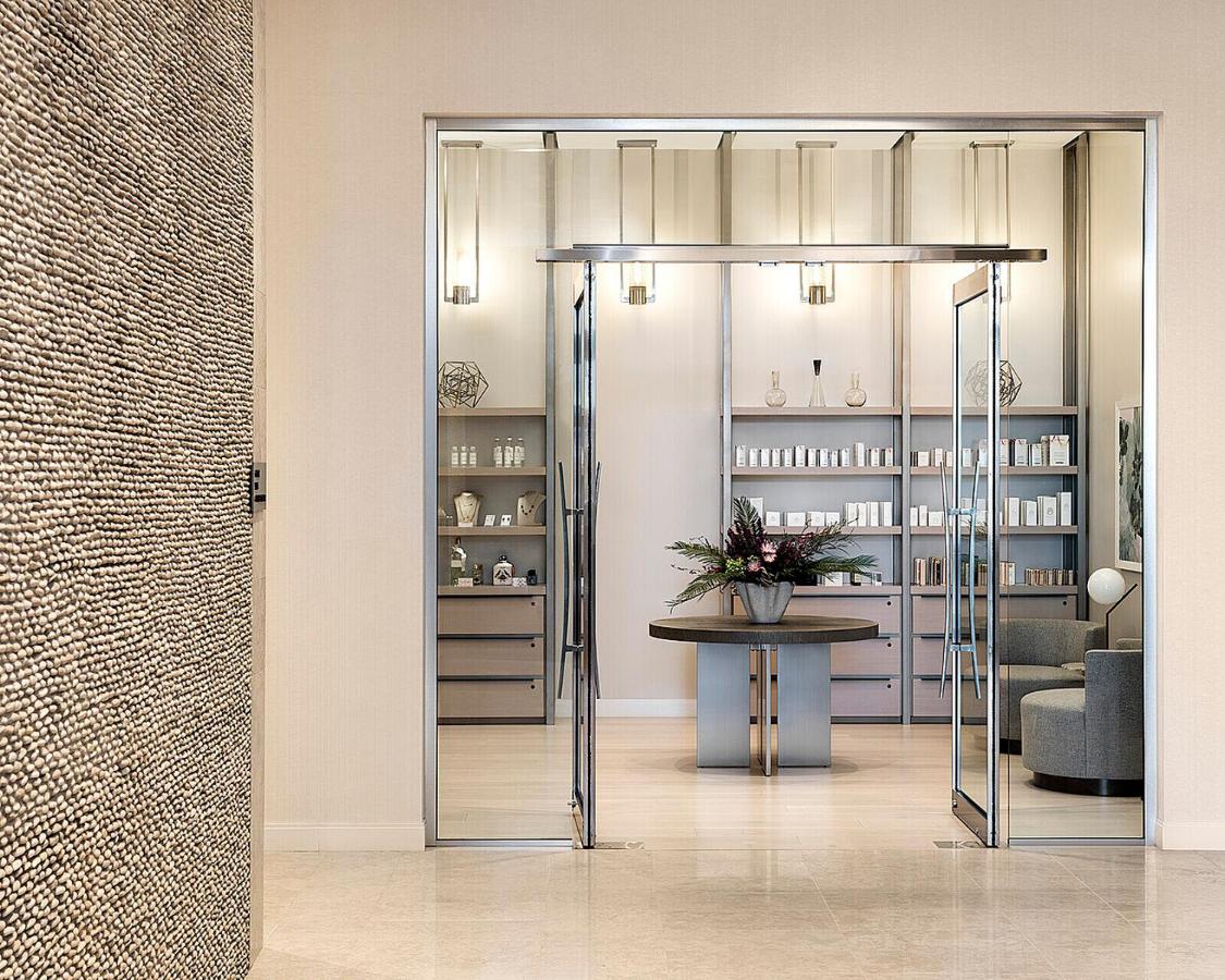 | Four Seasons Hotel Nashville
