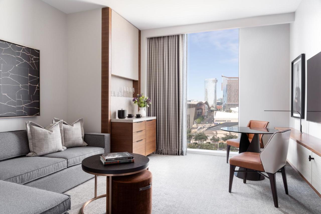 | Four Seasons Hotel Nashville