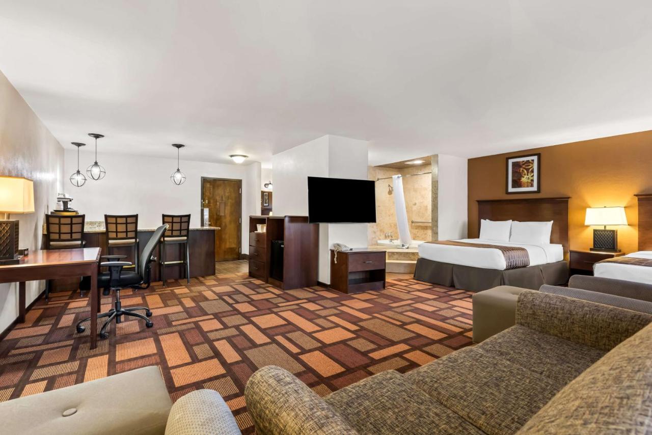 Queen Suite with Queen Beds - Non-Smoking at Best Western Tower West Lodge
