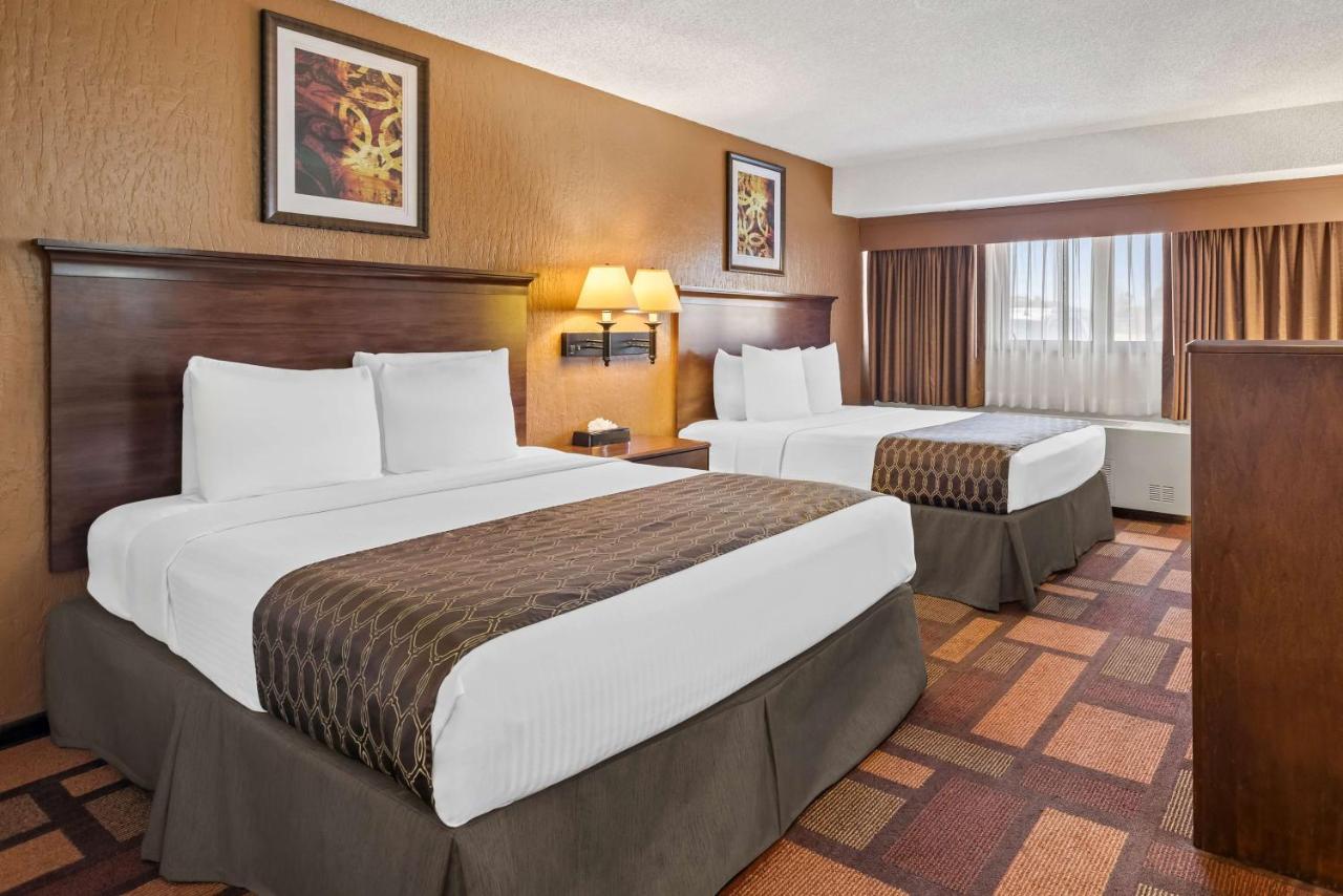 | Best Western Tower West Lodge