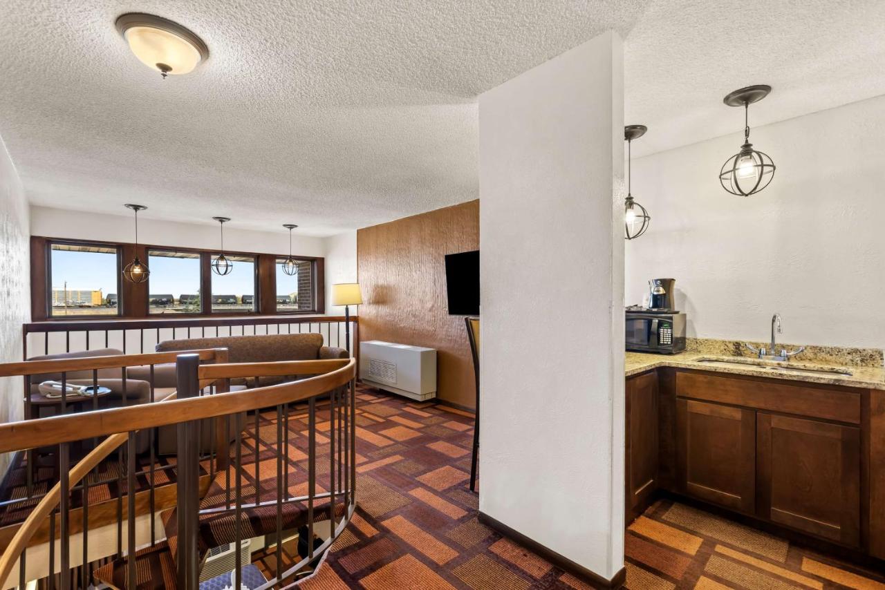 | Best Western Tower West Lodge