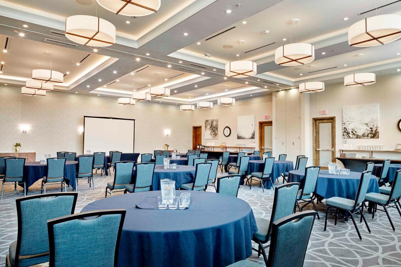| Sandman Signature Plano - Frisco Hotel