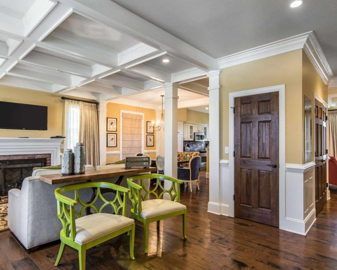 Three-Bedroom Presidential Suite at Bluegreen Vacations Parkside Williamsburg, an Ascend Collection Resort