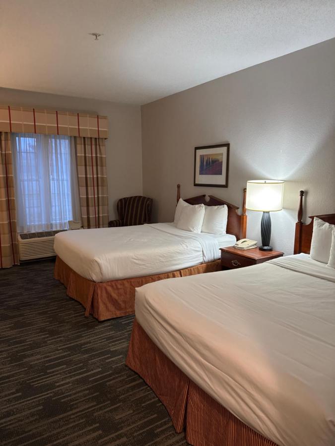 Country Inn & Suites by Radisson, Elgin, IL