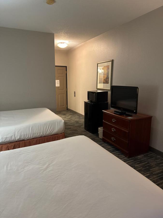 Country Inn & Suites by Radisson, Elgin, IL