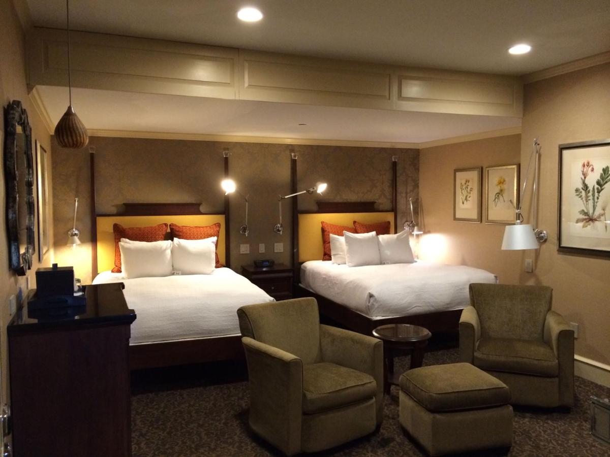 | Chestnut Hill Hotel