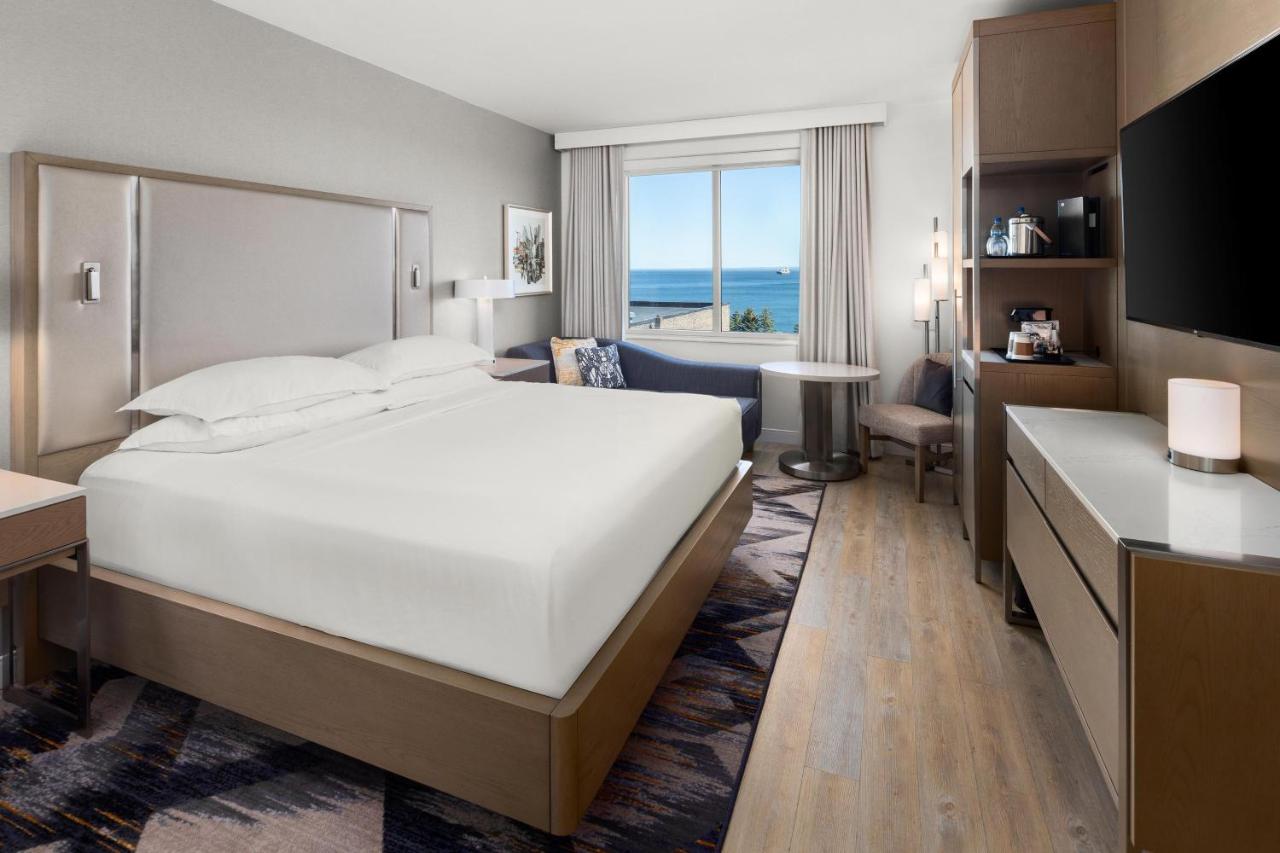 | Sheraton Duluth Hotel