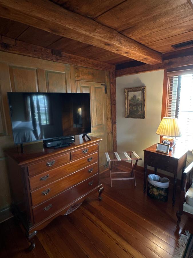 | The 1708 House