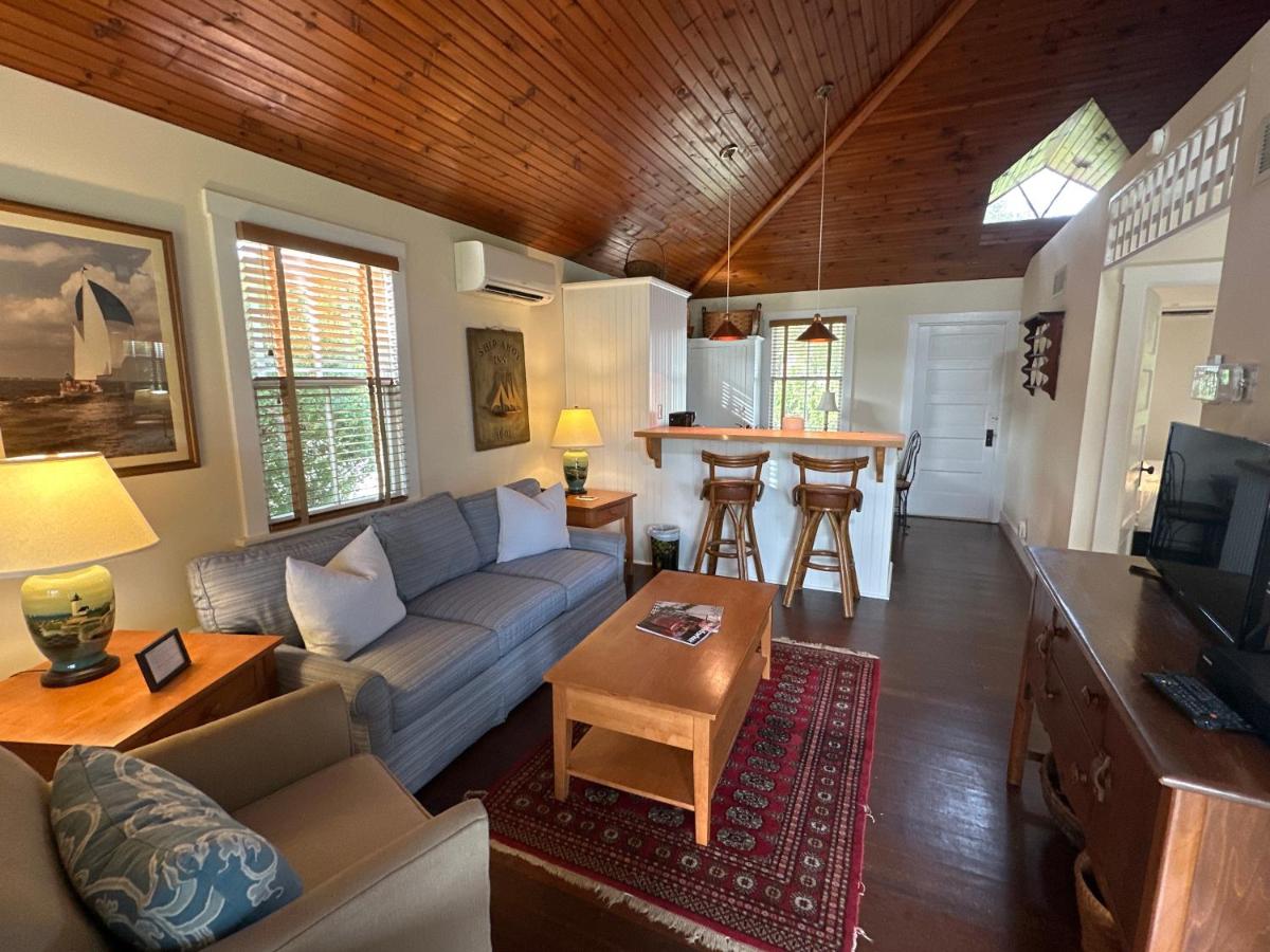 | The 1708 House