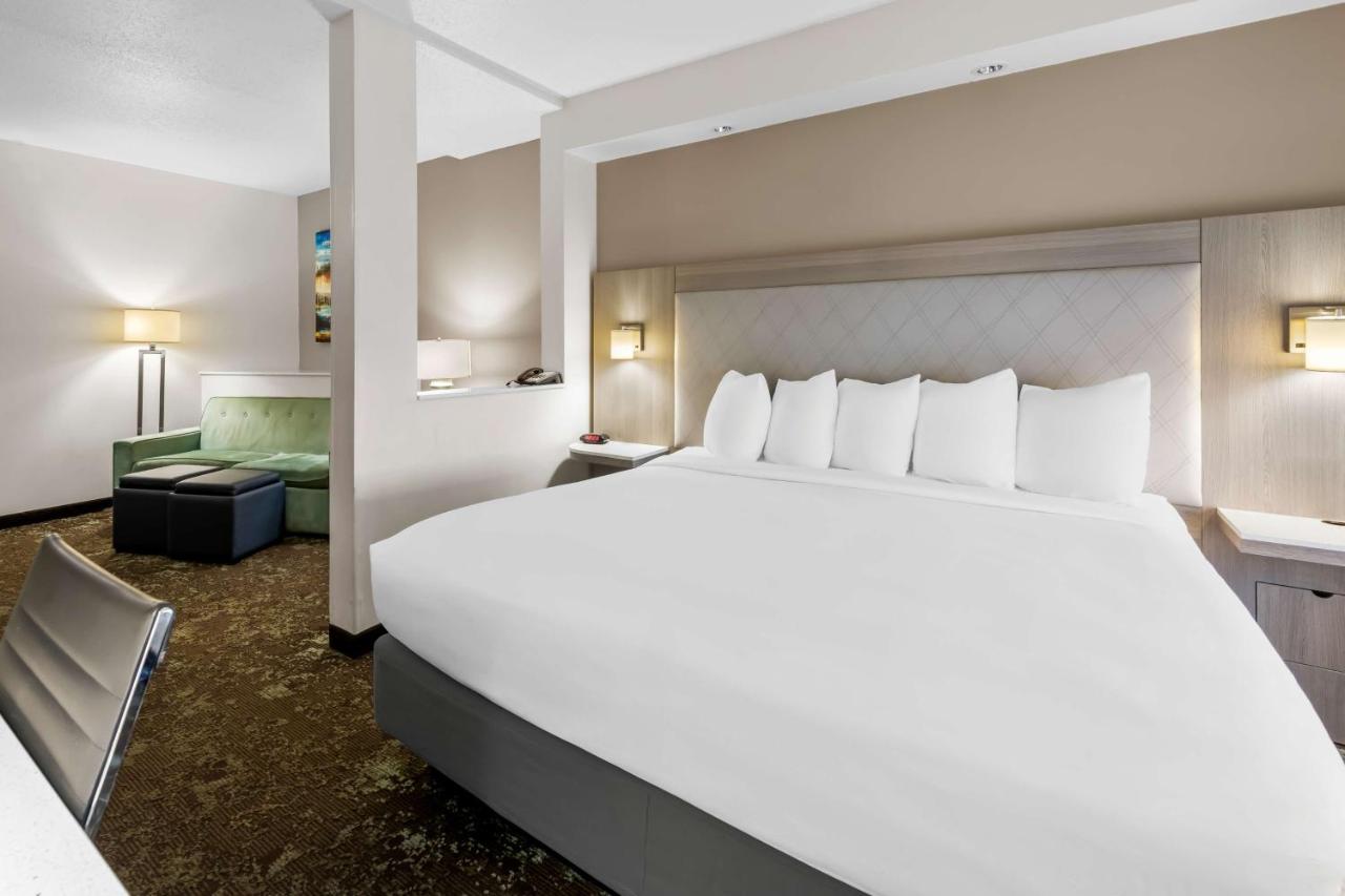 | Best Western Worlds Of Fun