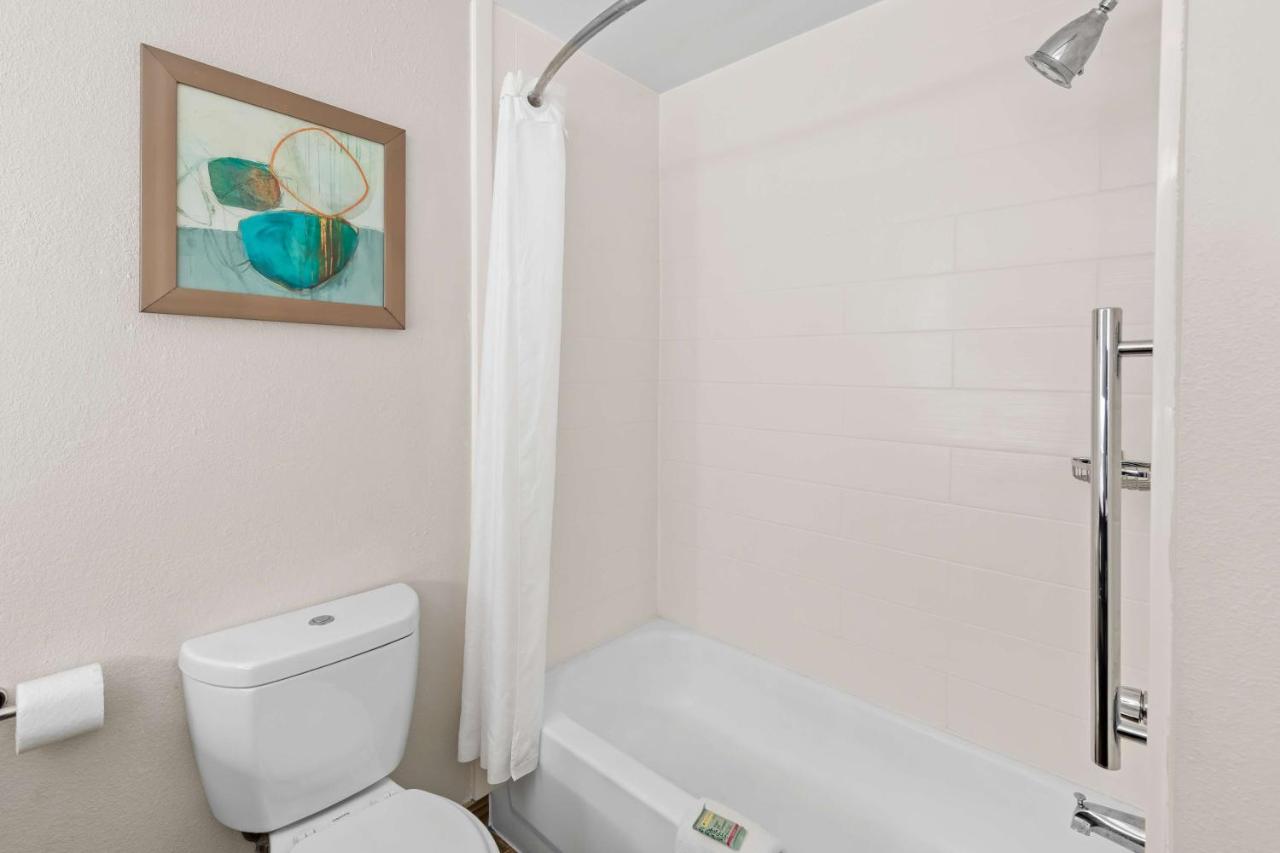 | Best Western Worlds Of Fun